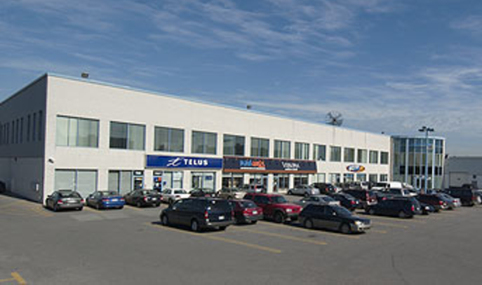 7527-7583 Henri-Bourassa Boulevard East, Anjou, Québec